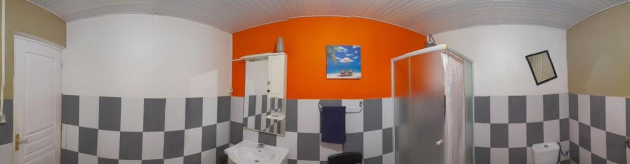 Hostel Des 3 Sources แซงต์-มารีย์ ภายนอก รูปภาพ